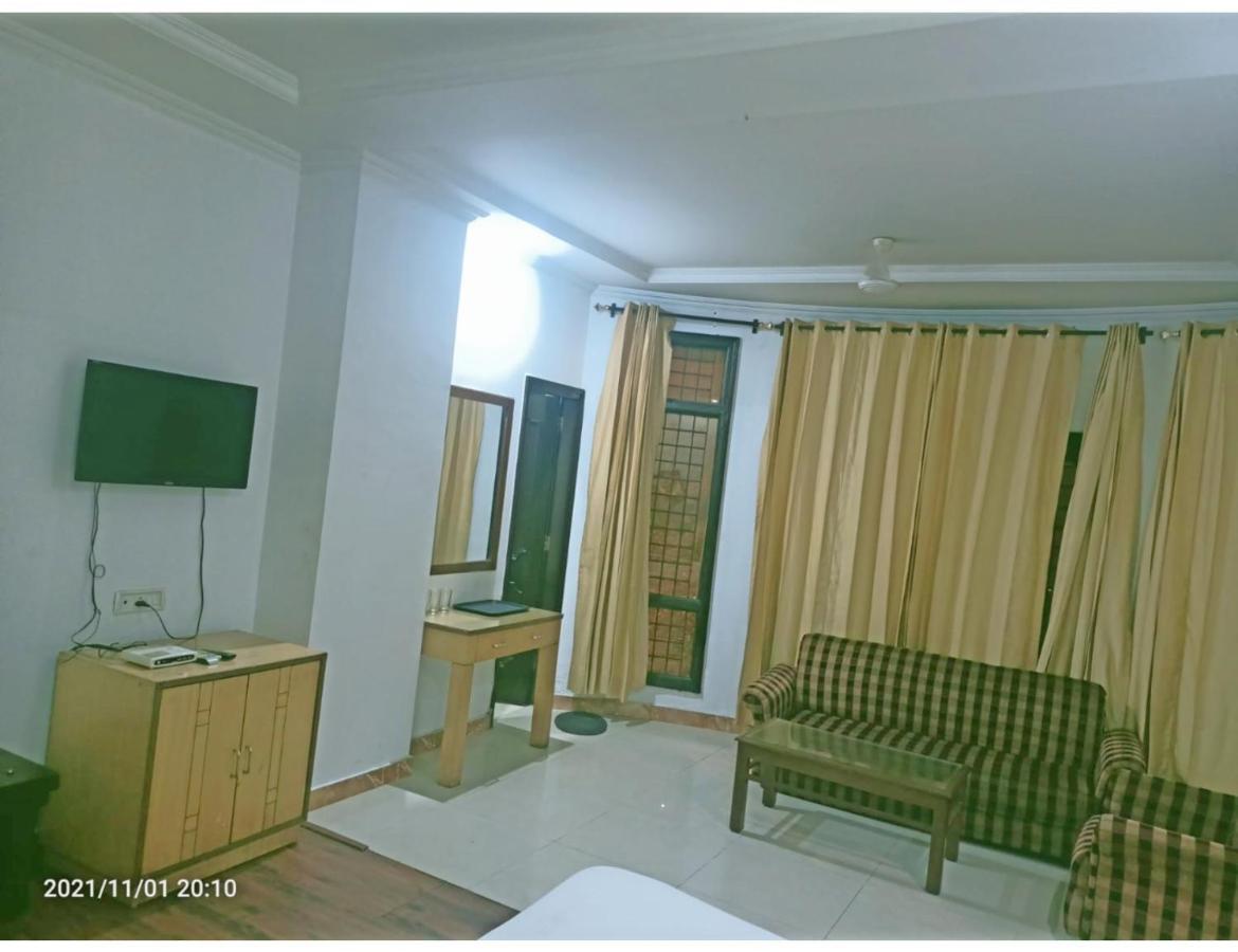 Hotel Kishore International, أمريتسار المظهر الخارجي الصورة