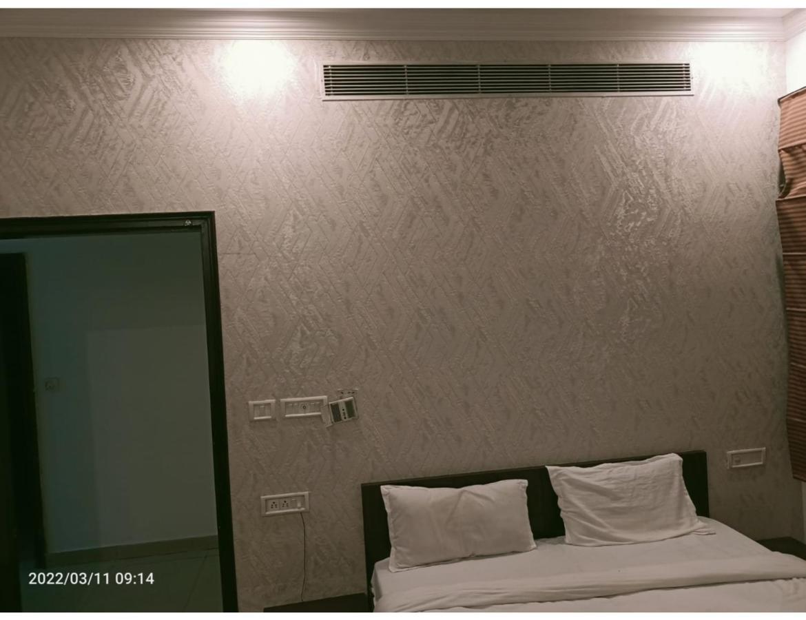 Hotel Kishore International, أمريتسار المظهر الخارجي الصورة